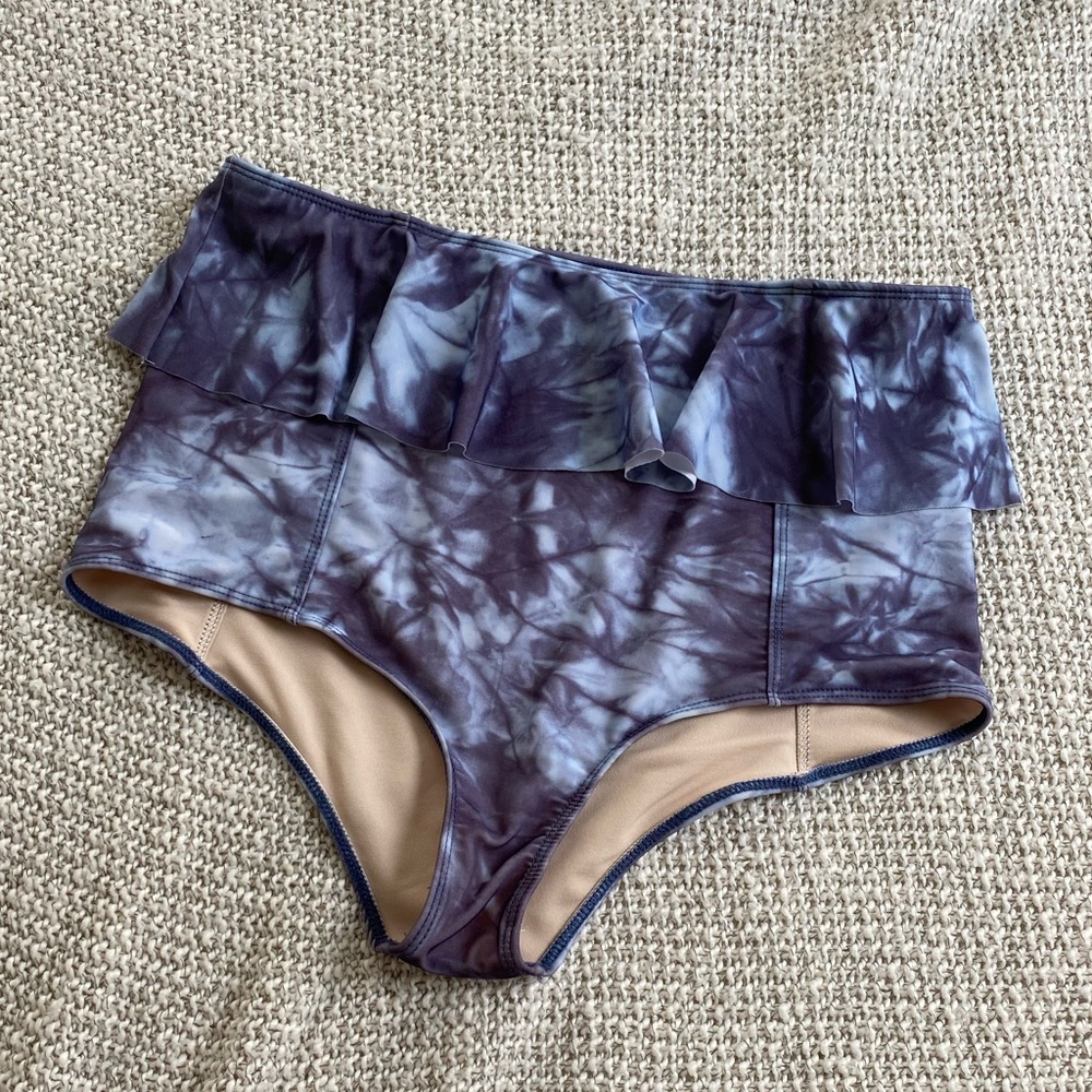 Kortni Jeane swim bottoms
